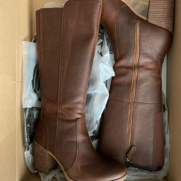 Timberland - Picture 2 of 3